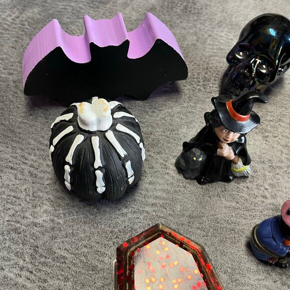 Spooky Halloween Decor Bundle of 9 - Picture 3 of 6